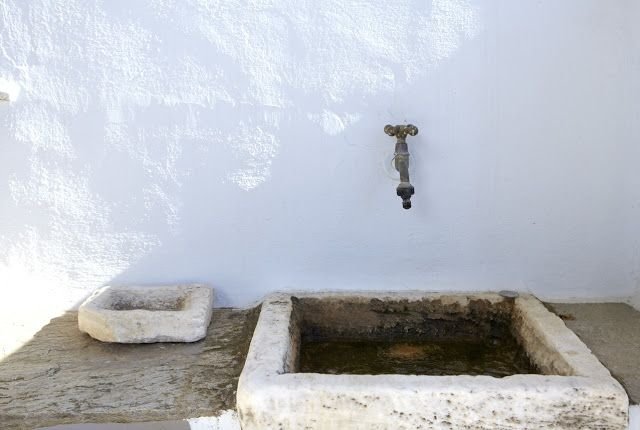 120_House in Tinos village Berdemiaros 2.jpg