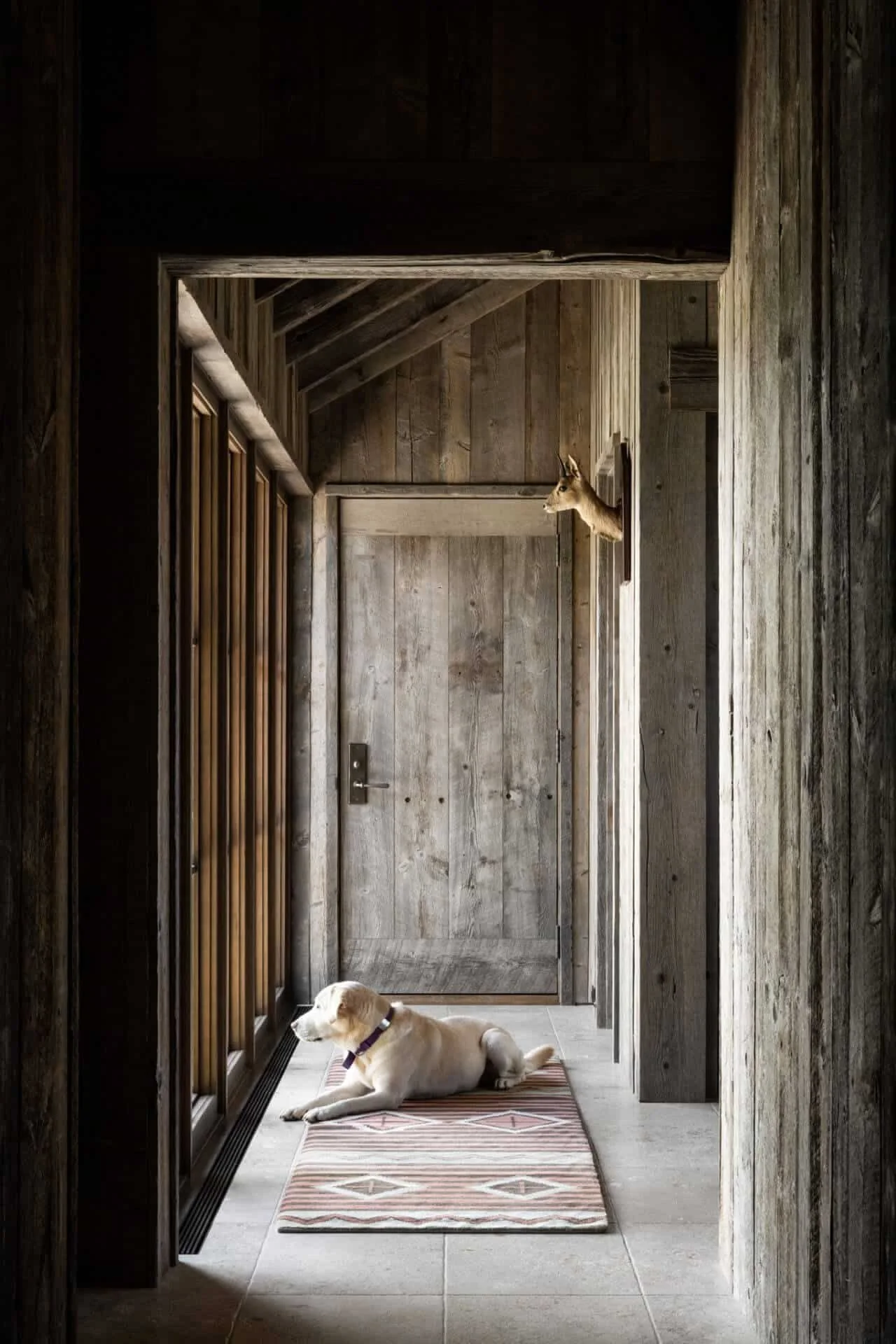 031_Step inside this inviting ranch house wi.jpg