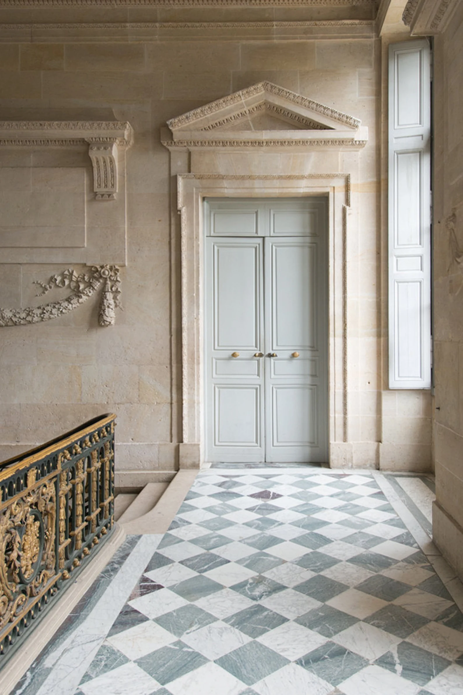 112_Paris Photography Versailles Door at Le .png