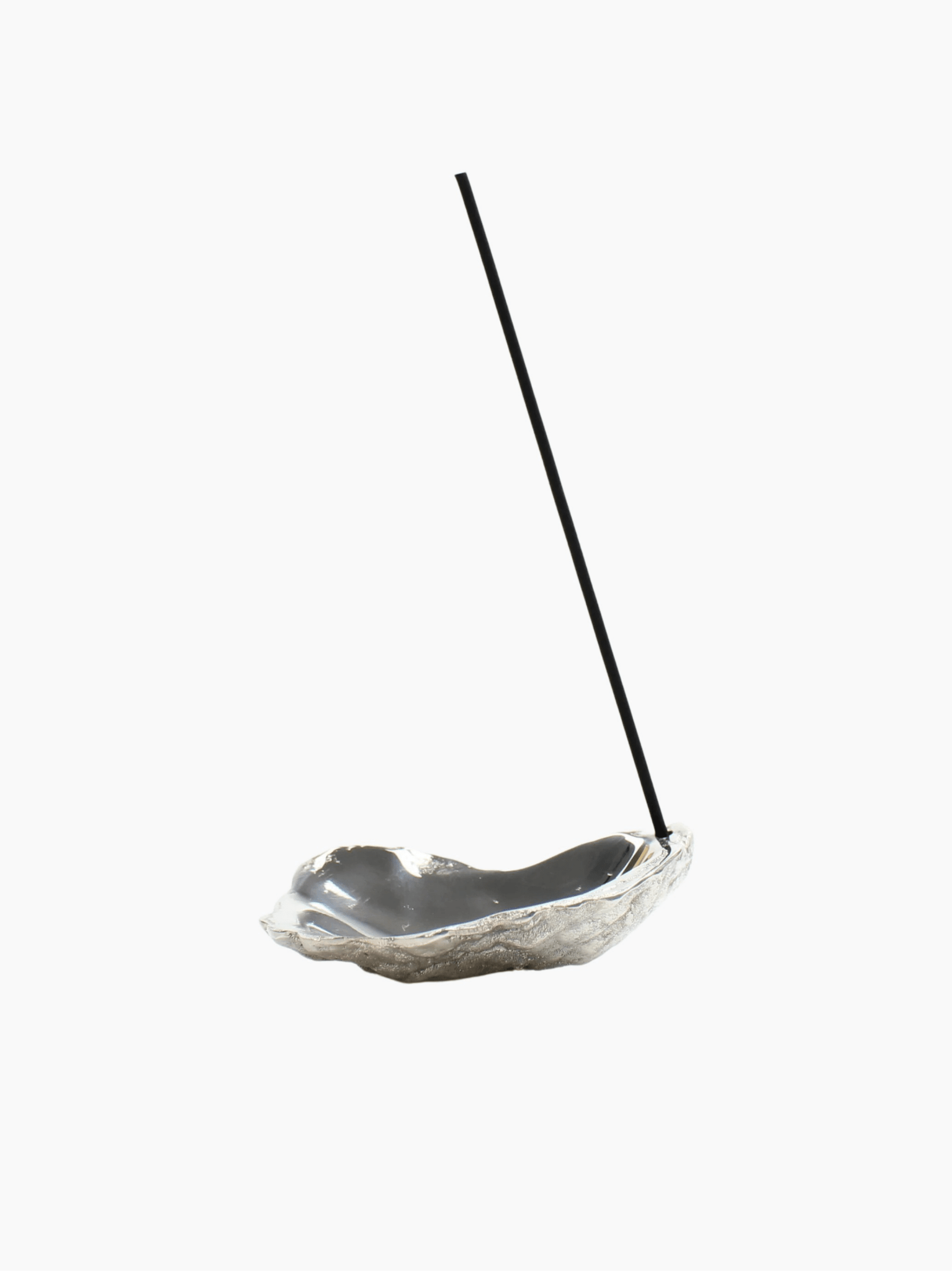 017_Oyster Incense Holder in Silver.png