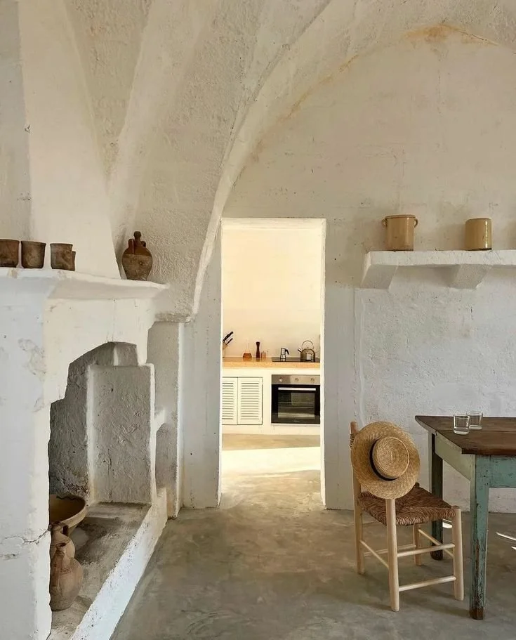 105_Borgo Gallana mediterranean interior in .jpg