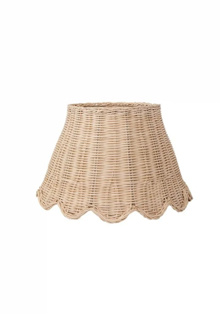 088_Scalloped Lampshade in Rattan.jpg