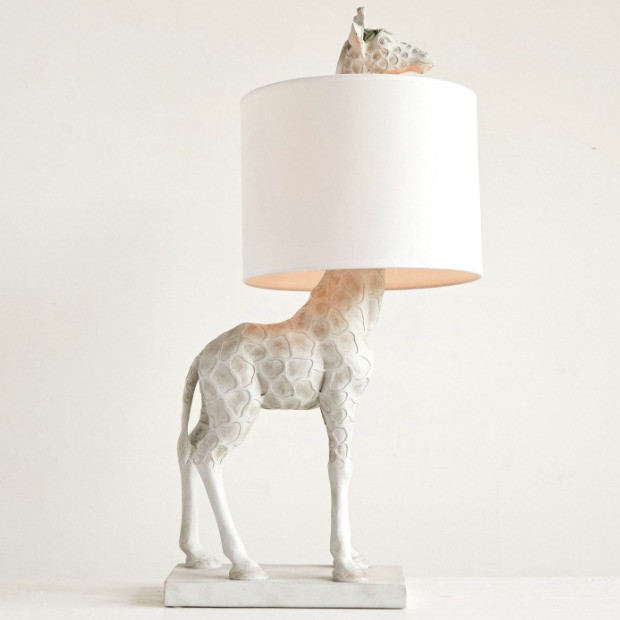 033_Heads Above Giraffe Lamp.png