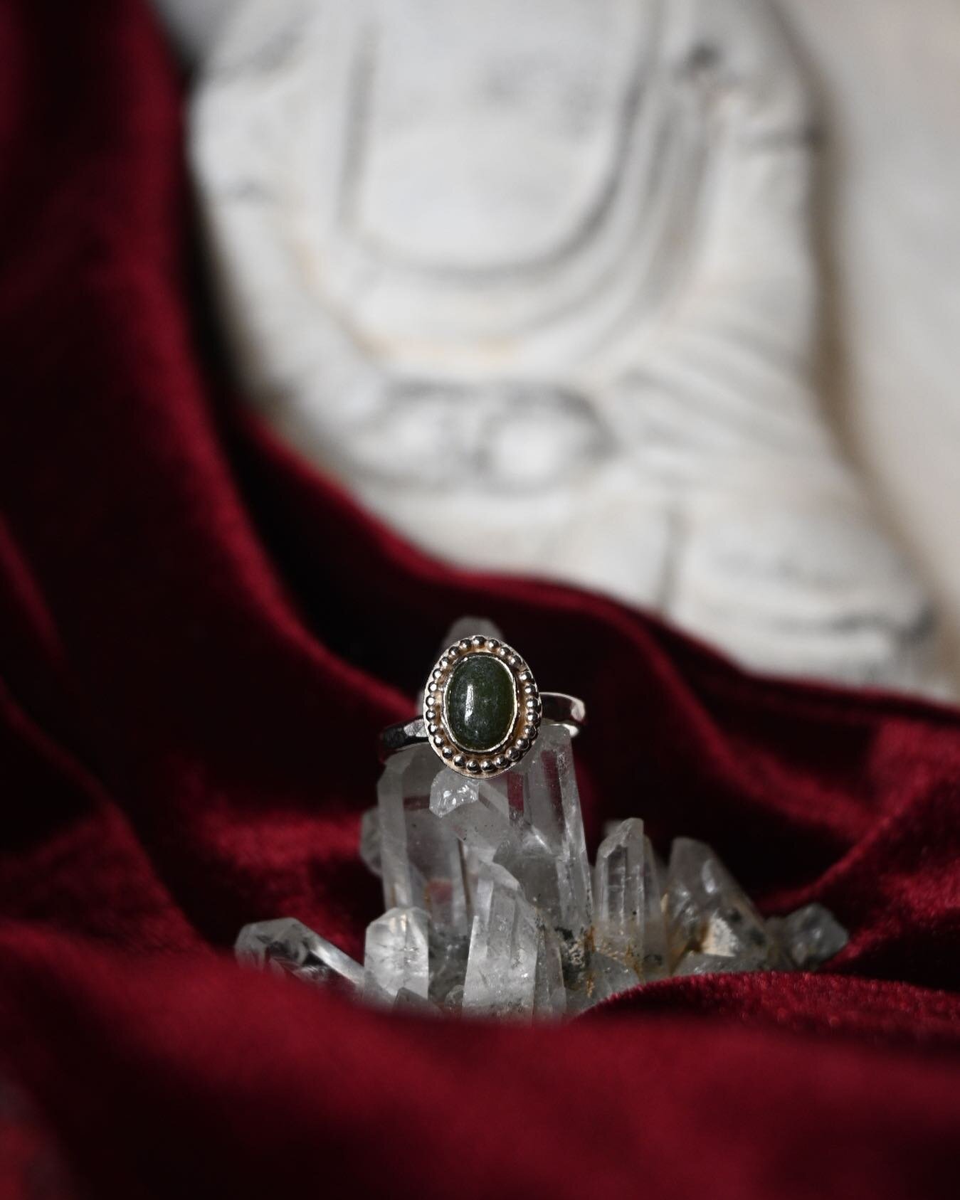 Princess ring size 6 added to the shop 🤍 Jade stone with a ball wire accent on a hammer textured band. All hand fabricated, all pure 925 sterling silver. Jade is a symbol of purity, serenity, and nurturing. This stone encourages you to become who yo