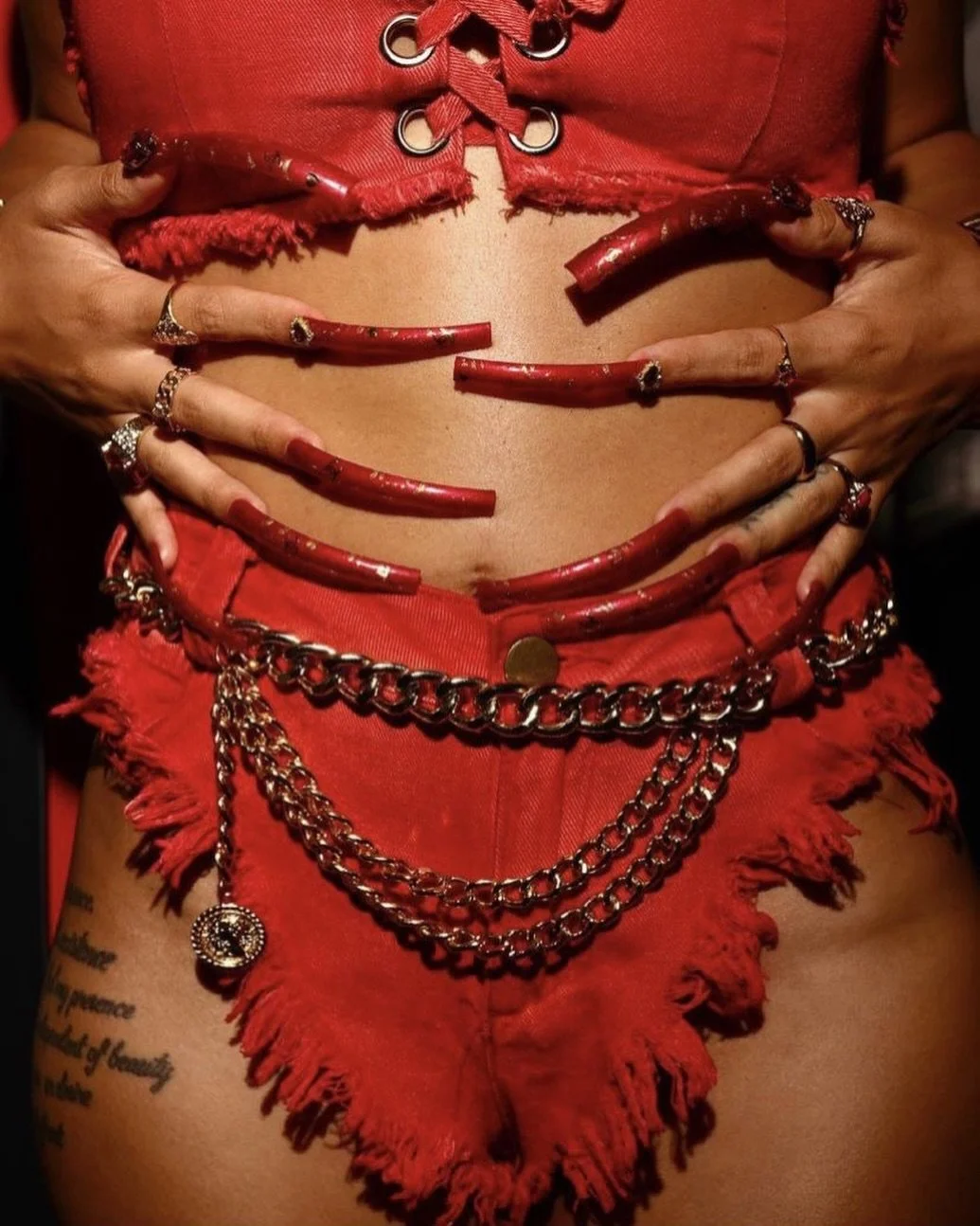 Main character energy 💅🔥
When the look says I&rsquo;m the moment 😎
.
Tag the creator 👇
.
.
#Solomagic