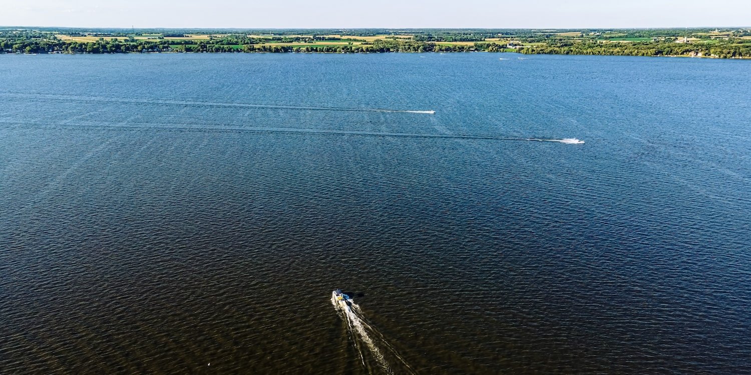 Boating on Lake Winnebago: Your Gateway to Fun in Oshkosh
