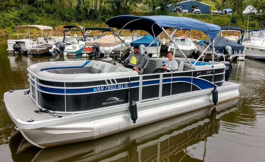 The Unwritten Rules Of Boat Etiquette Every Boater and Guest Should Know