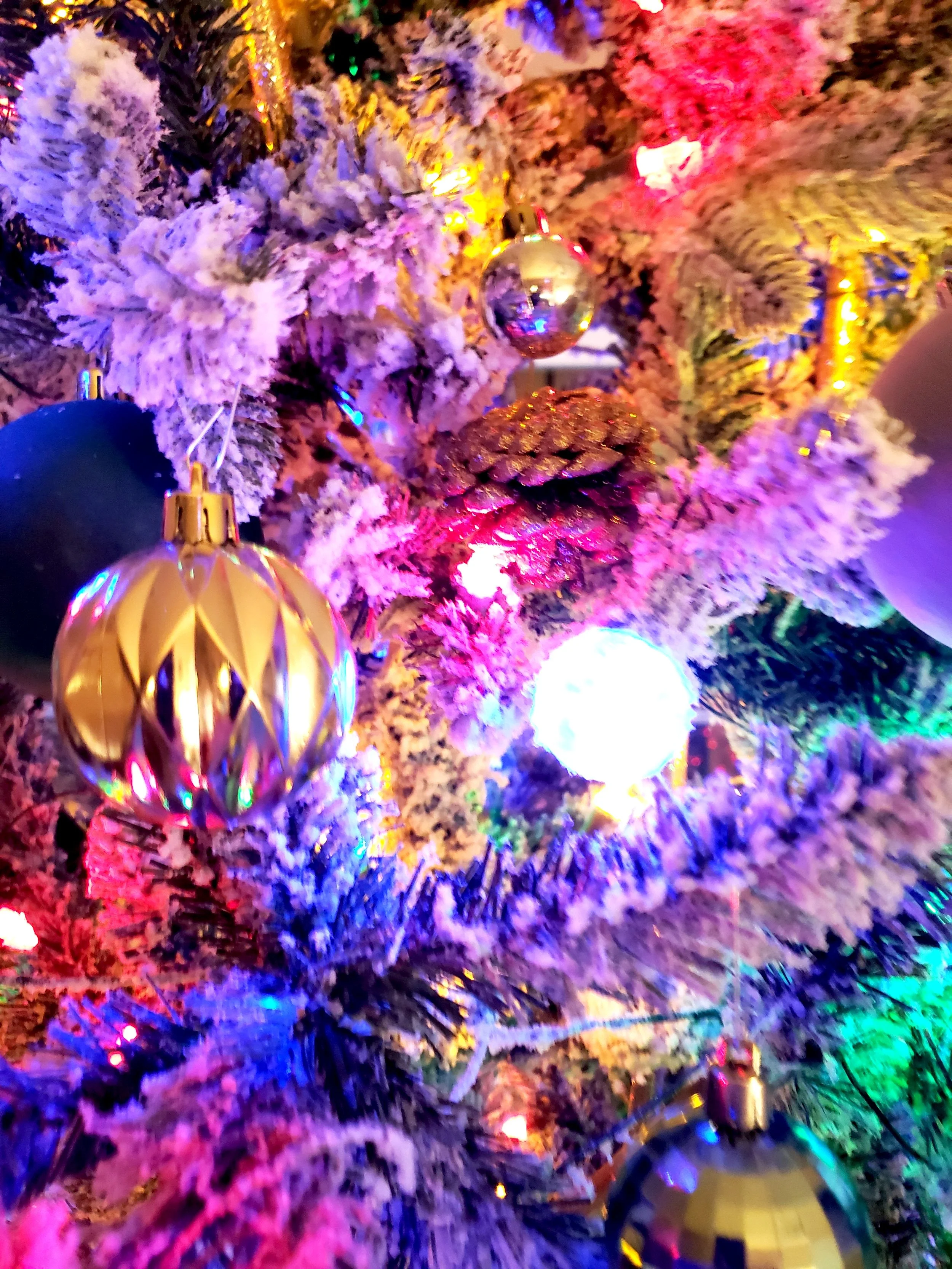 Medium and small ornaments