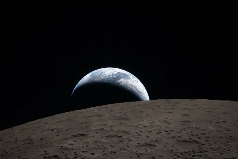 Earth Rise by Artemis II crew