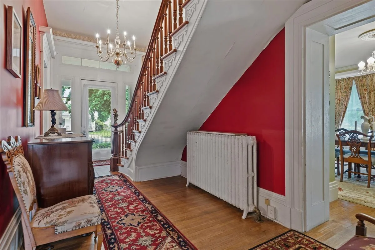 07-Foyer.jpg