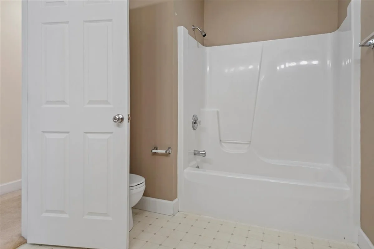 39-Bath.jpg