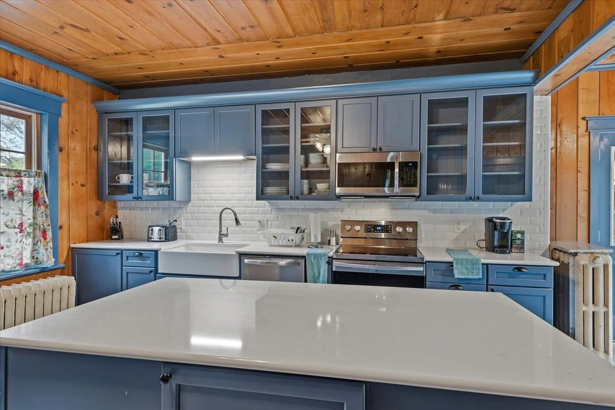 23-Kitchen.jpg