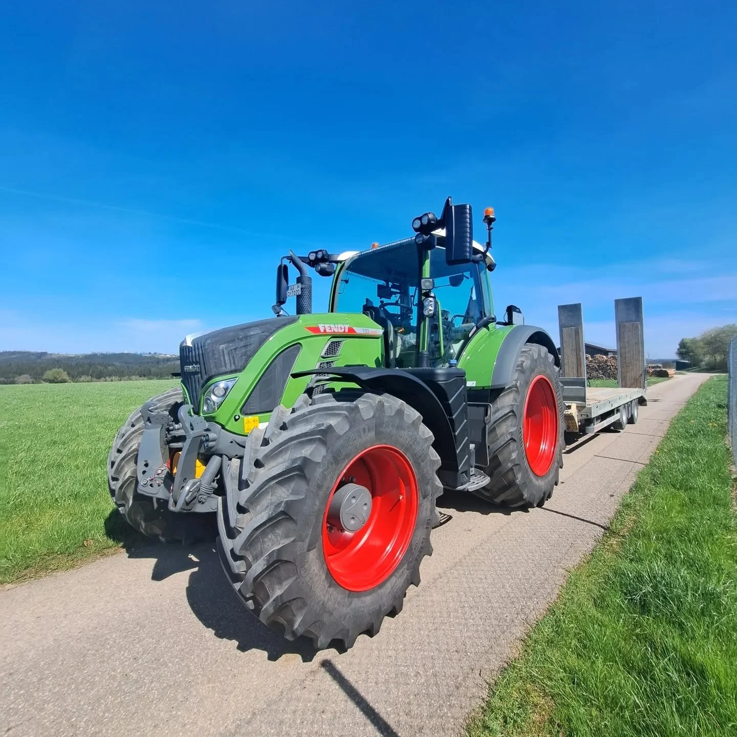 No Word's needed🤩

#fendt#lohnerausleidenschaft#tieflader#lohnunternehmen#summer#cmlohnunternehmen#baggerarbeiten#fendtpower#landwirtschaft#farming