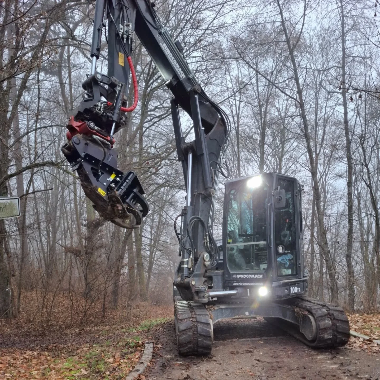 Die Geh&ouml;lzpflegesaison 2025/26 ist beendet🪓🌳

Auch dieses Jahr haben wir wieder einiges geschafft, von Lichtraumprofilschnitt, &uuml;ber Fl&auml;chenrodungen, &uuml;ber Heckenr&uuml;ckschnitte, bis hin zu Peoblembaumf&auml;llungen!

Ein besond
