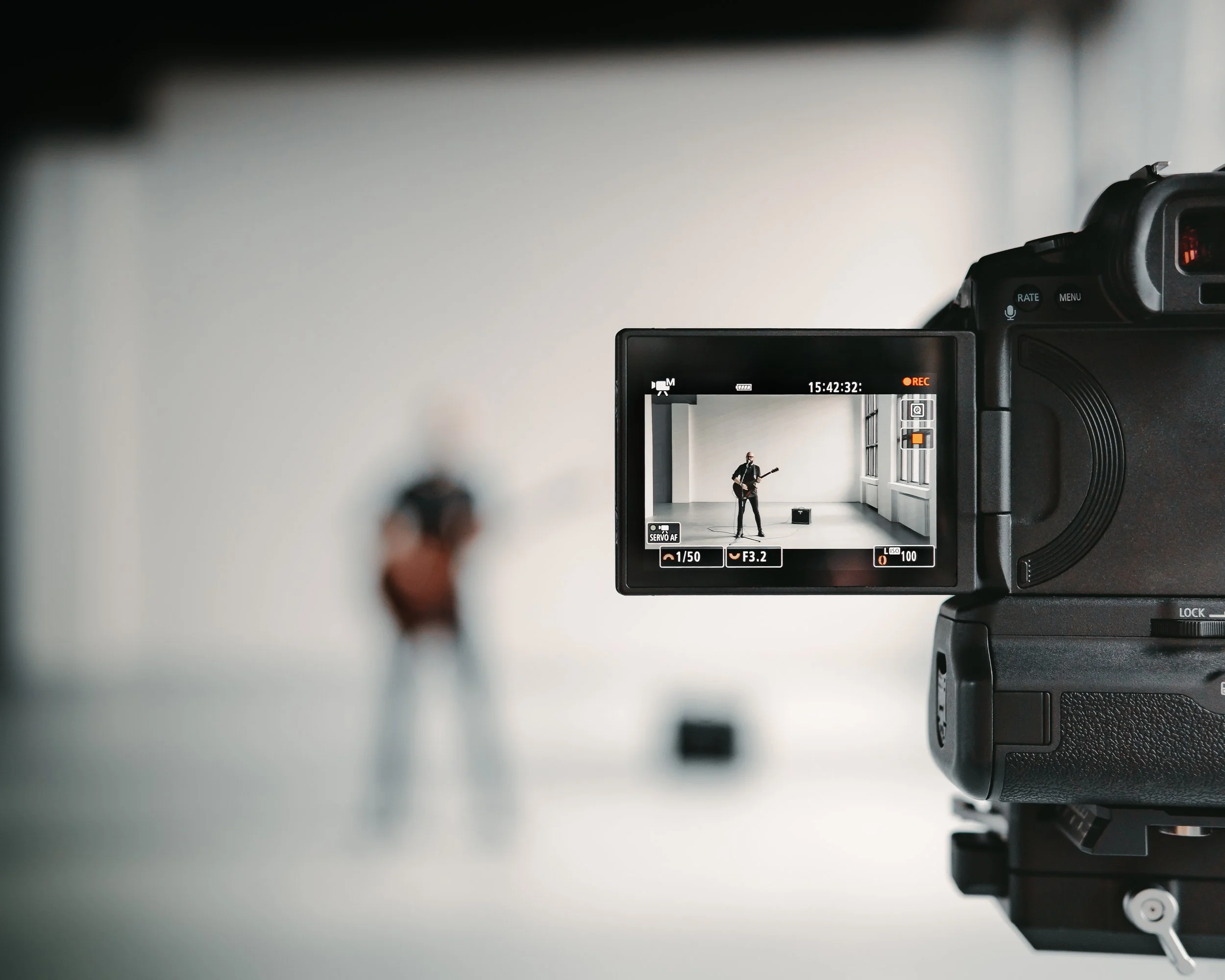 BTS Postare 2-Instagram.jpg