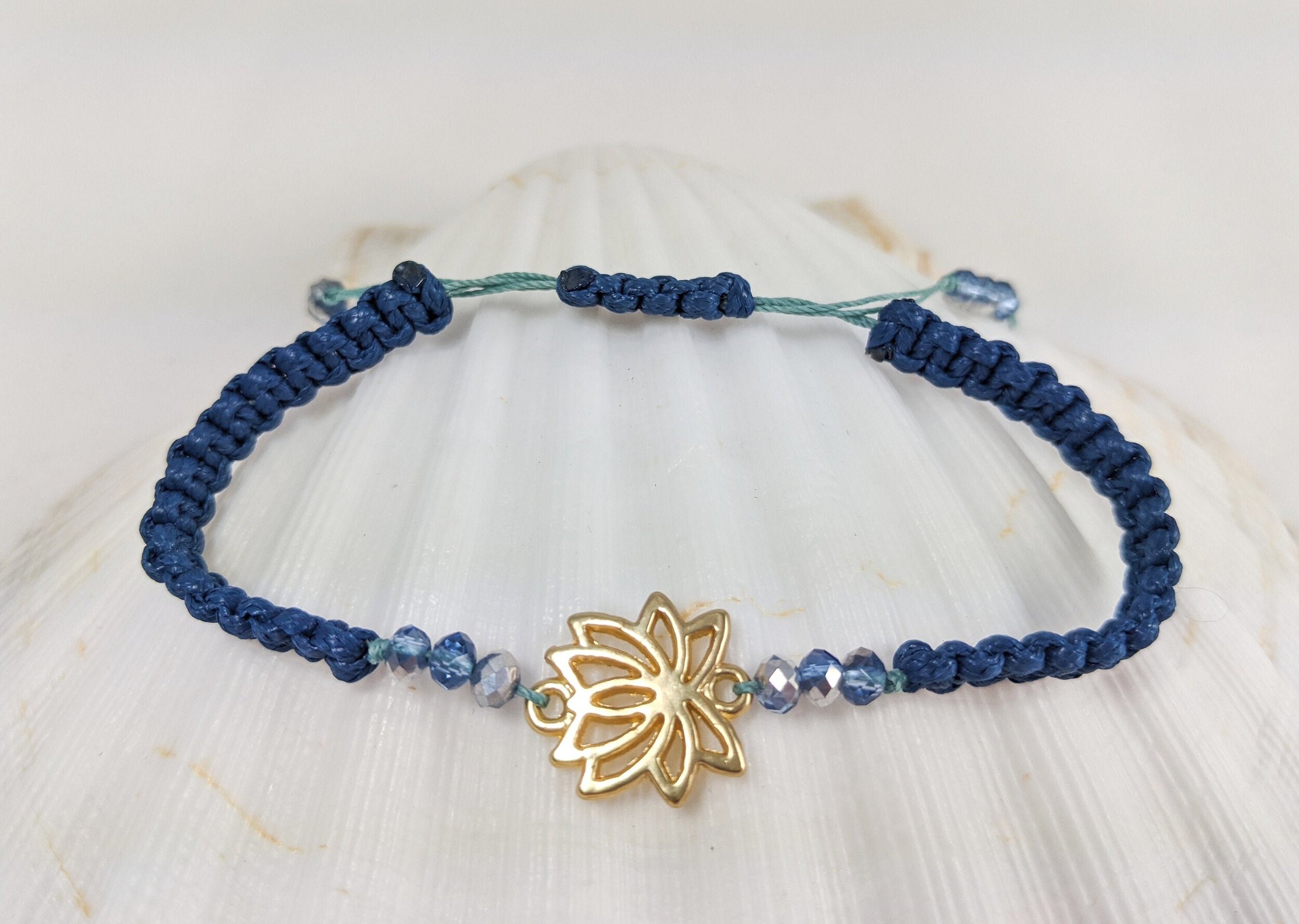 https://i.etsystatic.com/22230889/r/il/900b1b/2974535965/il_fullxfull.2974535965_ii2q.jpg