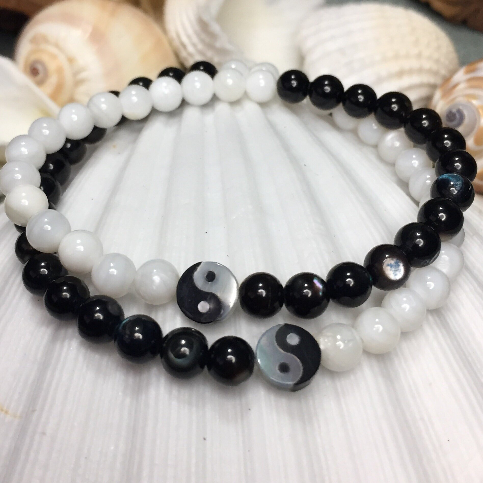 https://i.etsystatic.com/22230889/r/il/54853d/2839570745/il_fullxfull.2839570745_k2pm.jpg