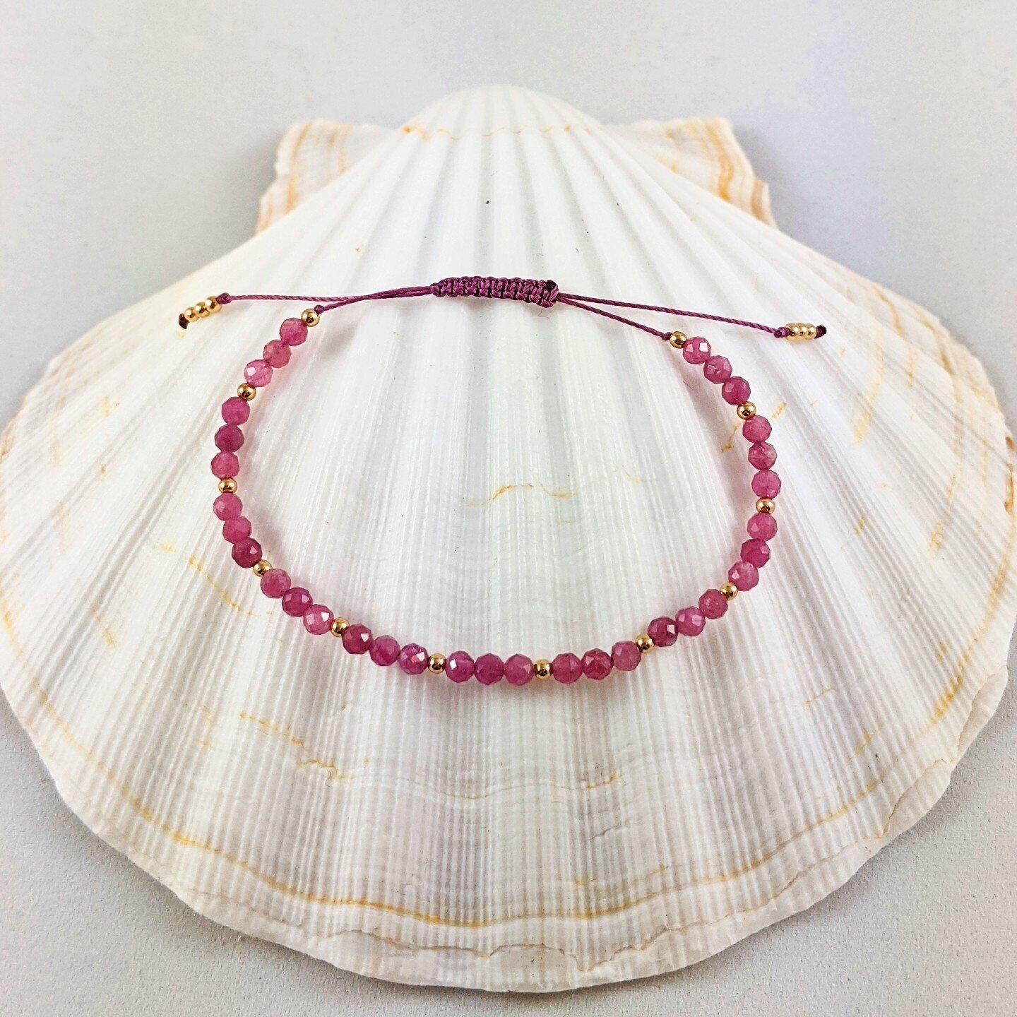 https://i.etsystatic.com/22230889/r/il/195221/3362103473/il_fullxfull.3362103473_ngn4.jpg