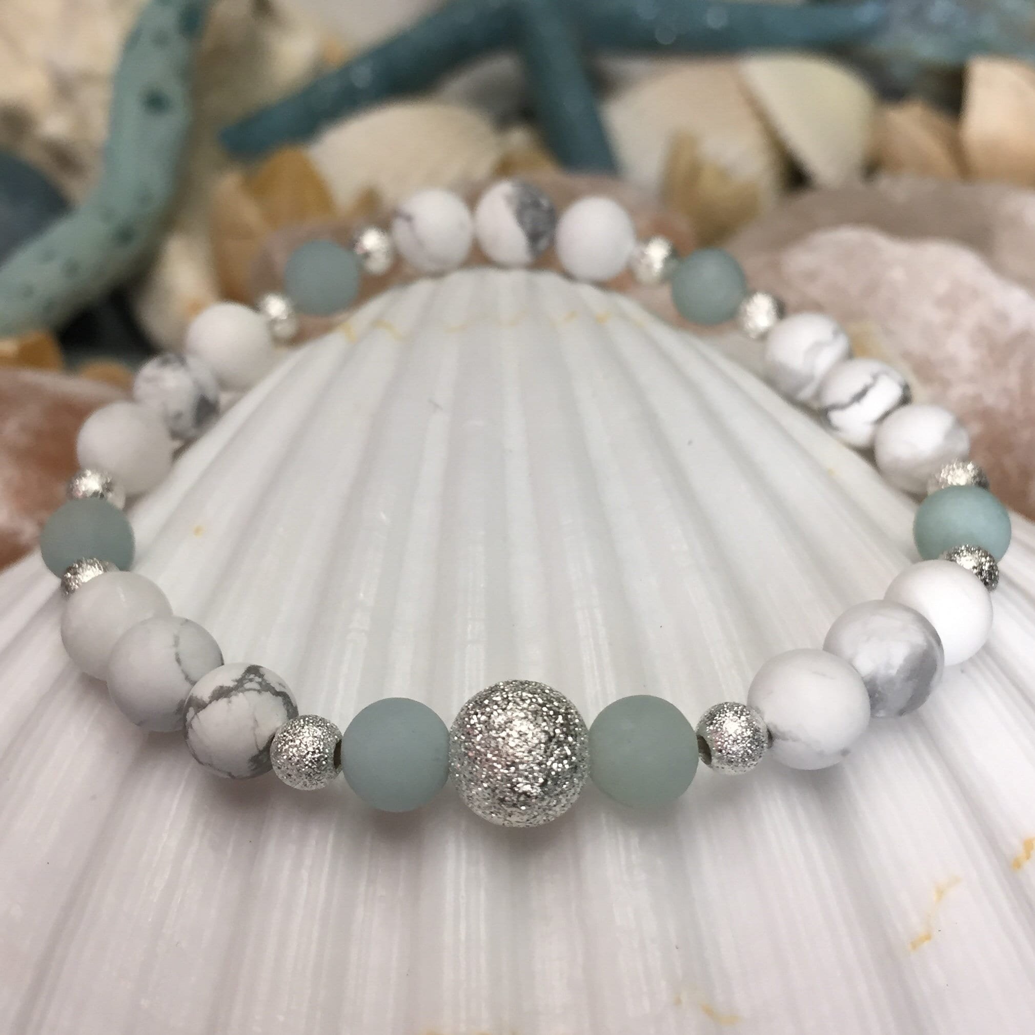 https://i.etsystatic.com/22230889/r/il/8e259e/2798301061/il_fullxfull.2798301061_q4r3.jpg