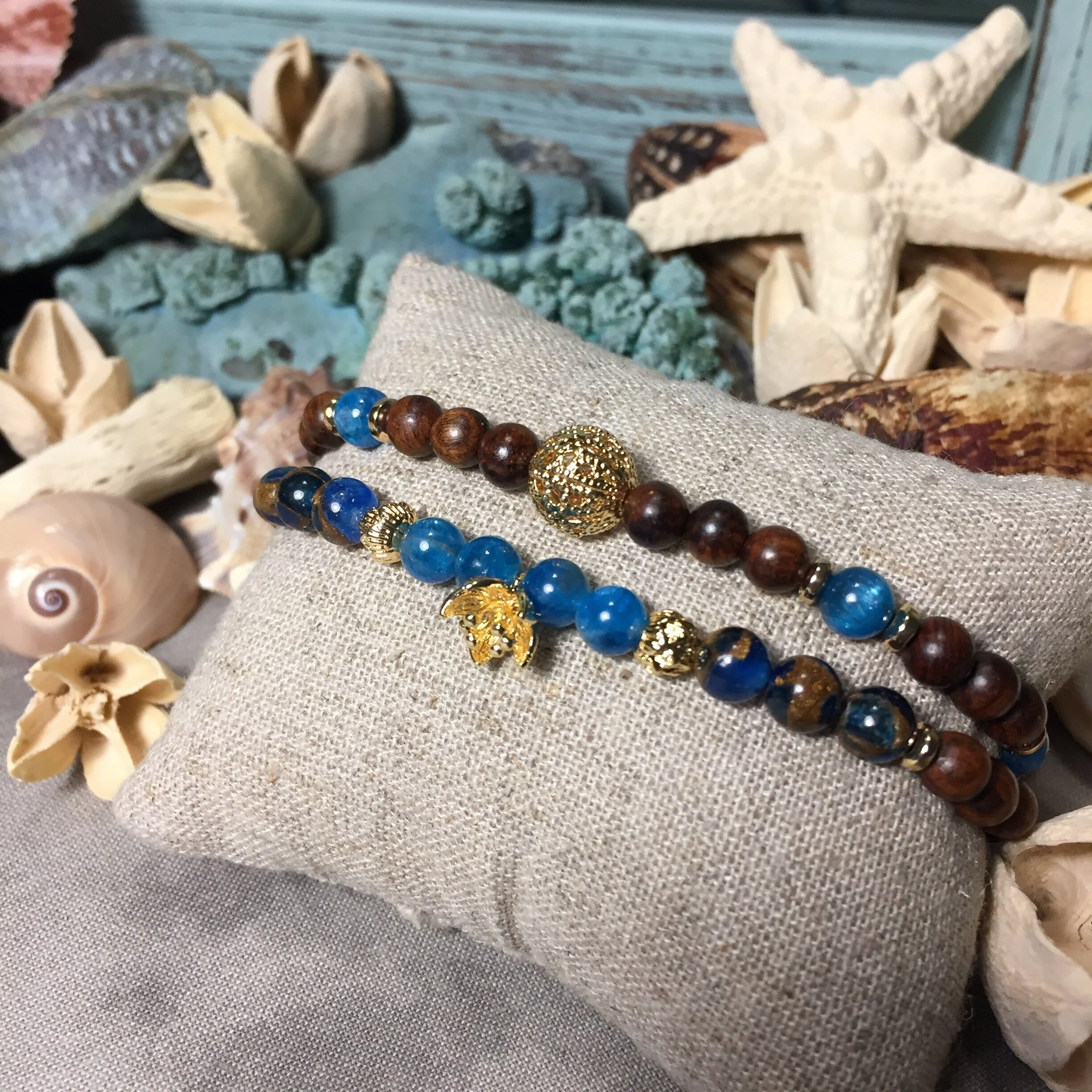 https://i.etsystatic.com/22230889/r/il/945189/2260385907/il_fullxfull.2260385907_r79u.jpg
