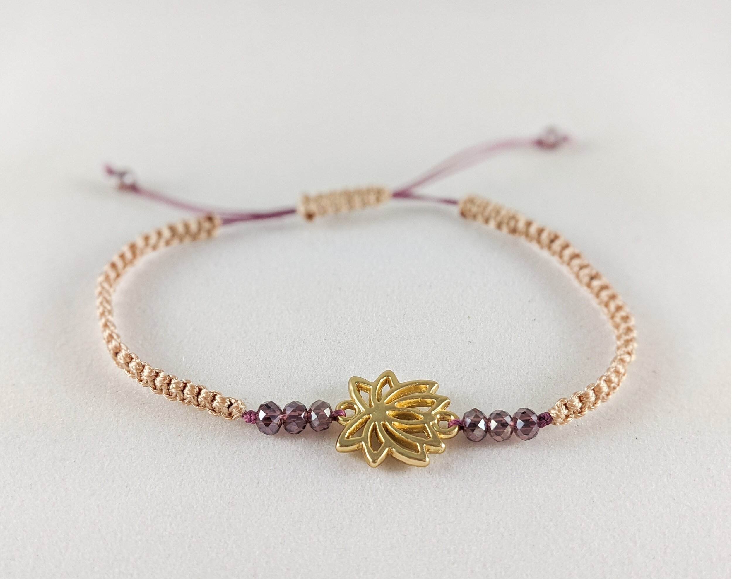 https://i.etsystatic.com/22230889/r/il/8e4425/2927459178/il_fullxfull.2927459178_rga2.jpg