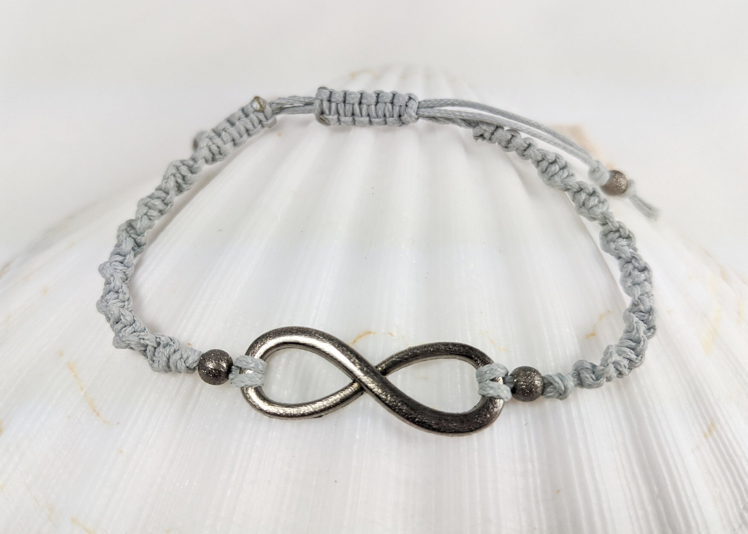 https://i.etsystatic.com/22230889/r/il/09d9af/2926772994/il_fullxfull.2926772994_swje.jpg