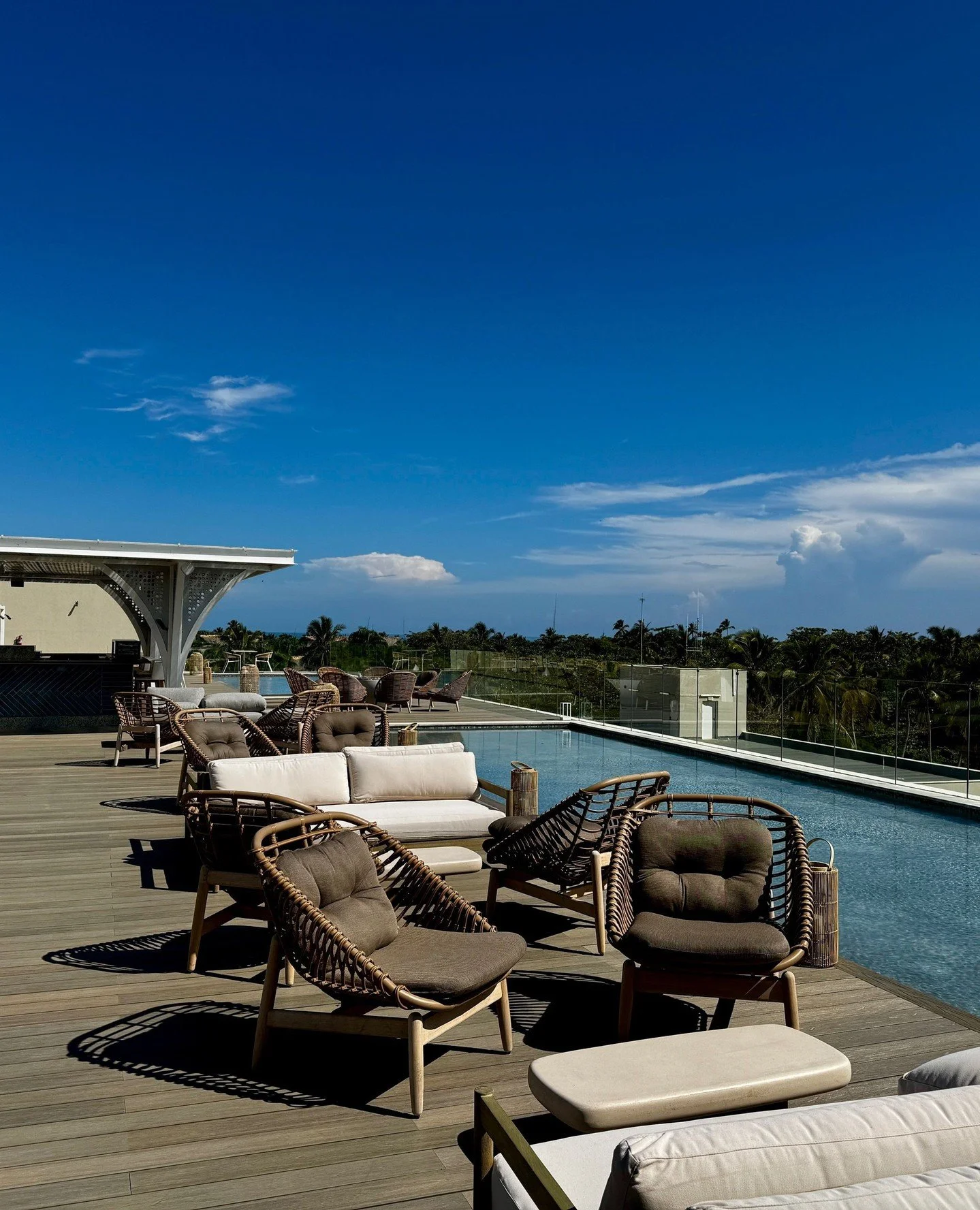 Introducing the stunning new W Punta Cana ⁠😍⁠
⁠
⁠Recently opened, the W Punta Cana offers a luxurious and unforgettable experience for every guest. It offers innovative cocktails and cuisine across 13 culinary and mixology locations, a fully equippe