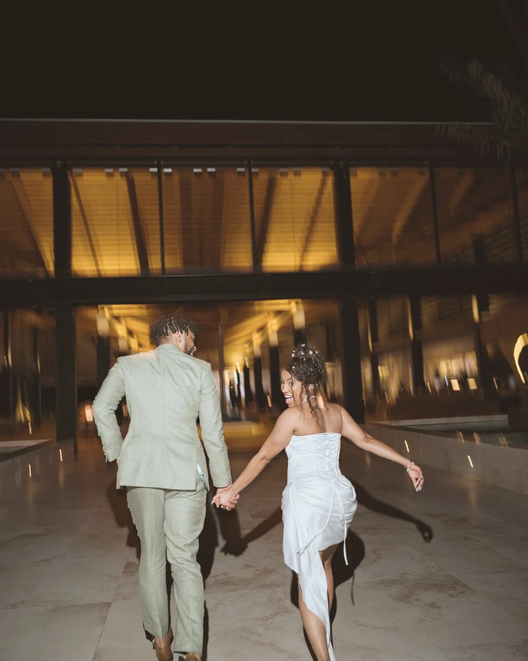 M &amp; T's destination wedding at Secrets Baby Beach was nothing short of magical. From the start, they envisioned a fun, unforgettable celebration for their friends and family, and this all-inclusive resort in Aruba delivered at every turn. ⁠
⁠
Dis