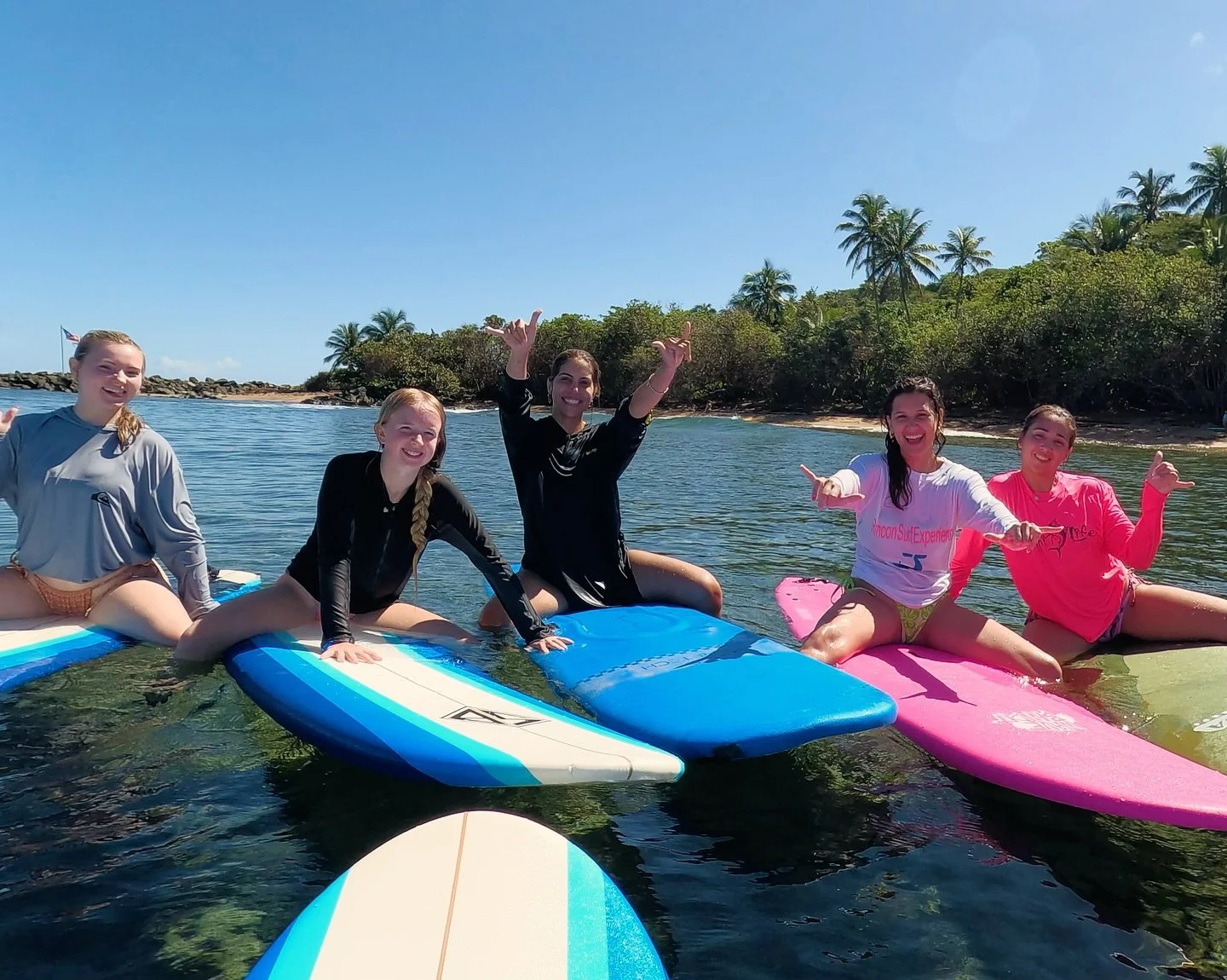 🪼☀️🐳🌴🪸🐠🙏🏽🇵🇷 #surf #rinconsurfexperience #rinconpuertorico  #natura #bendecidos @acolonn @mckenna.kemp @noelia.merino28 #rinconsurfexperience