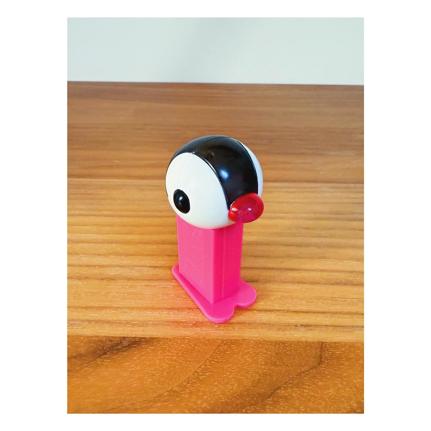 Pinga 🐧
.
.
#pez #pezdispenser #candy #pingu