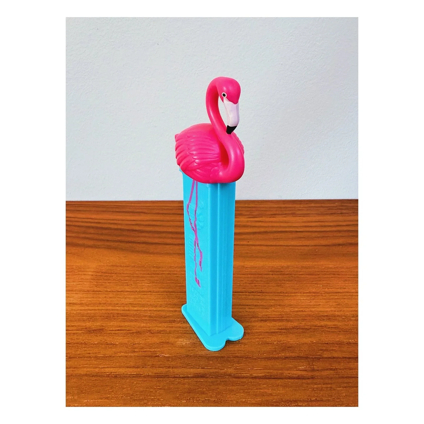 Flamboyance 🦩
.
.
#pez #pezdispenser #candy #flamingo