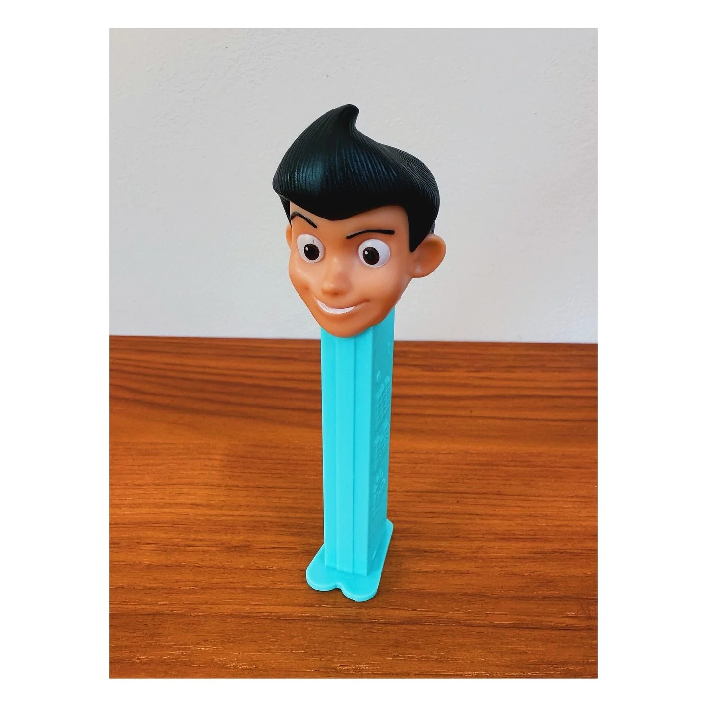 Time to time travel 🧭
.
.
#pez #pezdispenser #candy #wilbur #meettherobinsons #disney