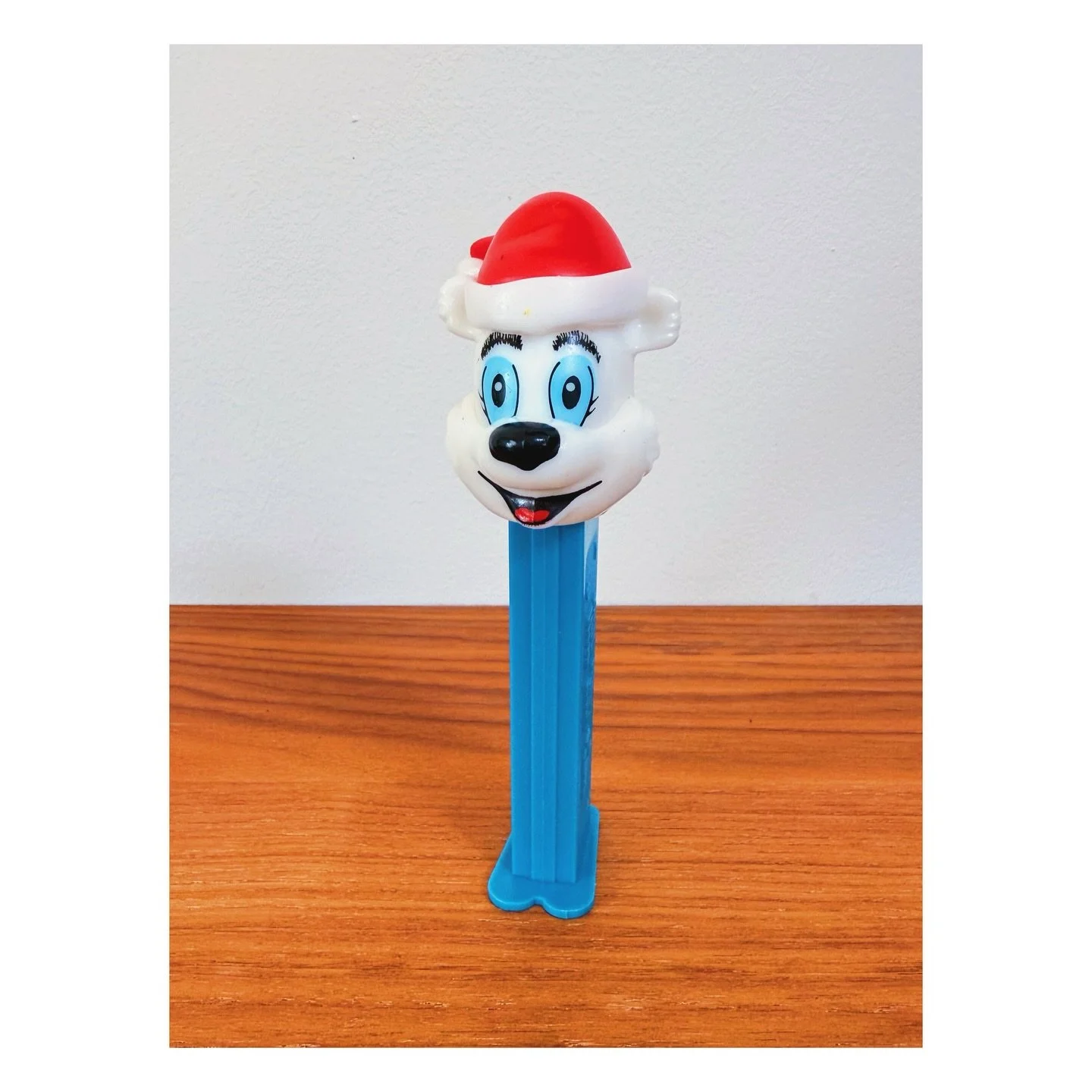 White as snow ❆
.
.
#pez #pezdispenser #candy #polarbear