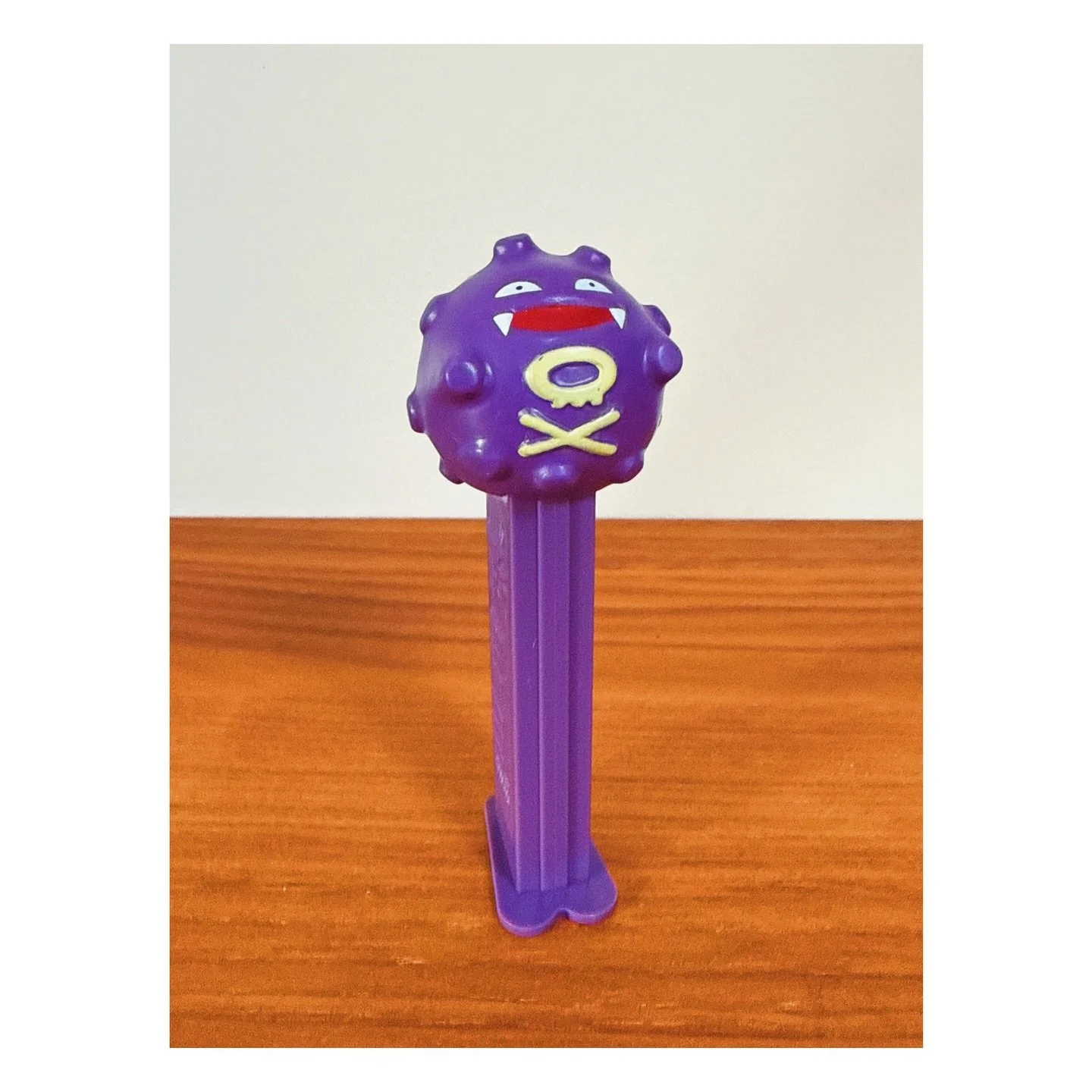 What a smoke show 💨
.
.
#pez #pezdispenser #candy #pokemon #koffing