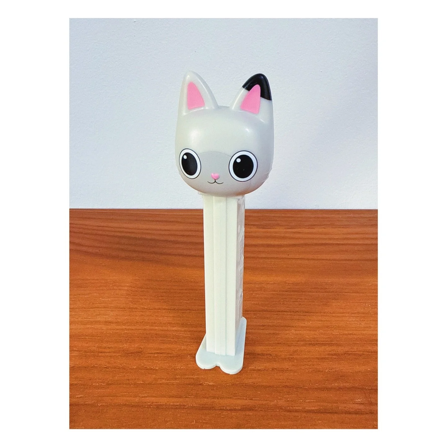 Part panda part cat 🐼
.
.
#pez #pezdispenser #candy #gabbysdollhouse #pandypaws