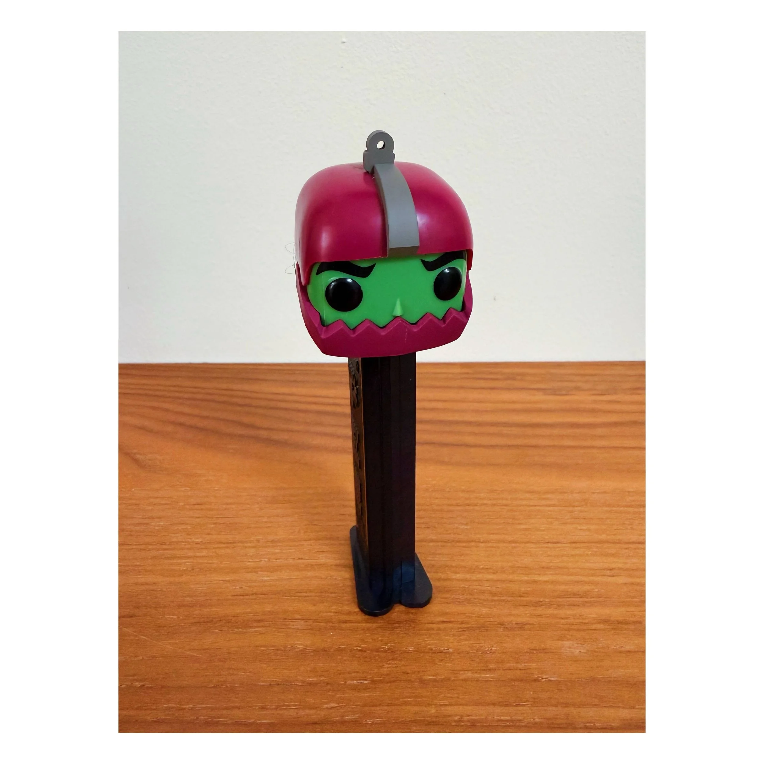 Don&rsquo;t speak 🤐
.
.
#pez #pezdispenser #candy #mastersoftheuniverse #trapjaw