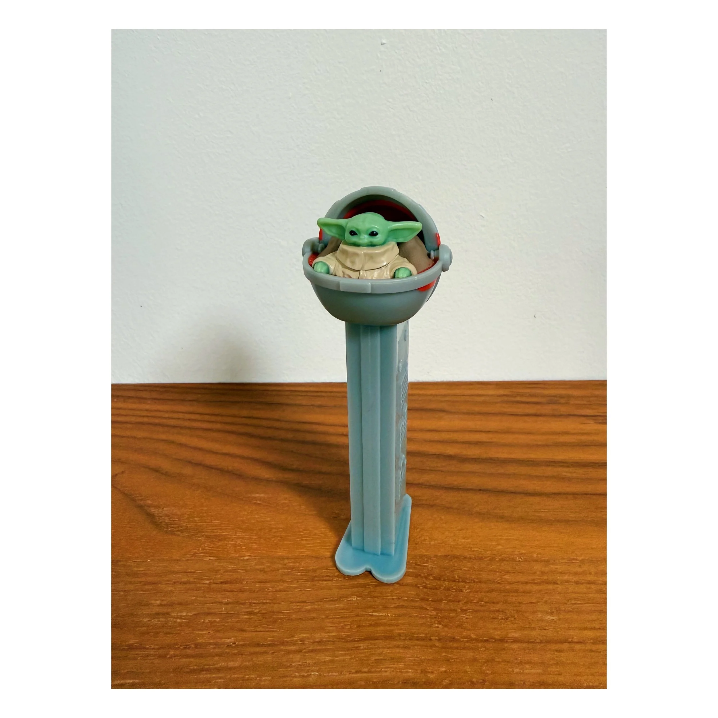 Drrrrrriiiiiveeeeee 🌕
.
.
#pez #pezdispenser #candy #grogu #starwars