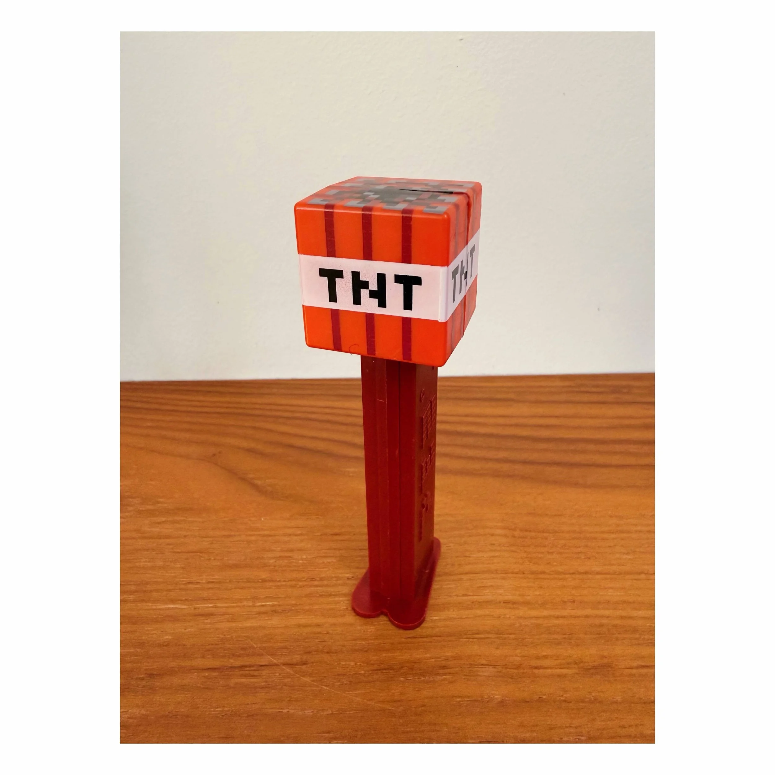 KABLAMMMOO 🧨
.
.
#pez #pezdispenser #candy #minecraft #tnt