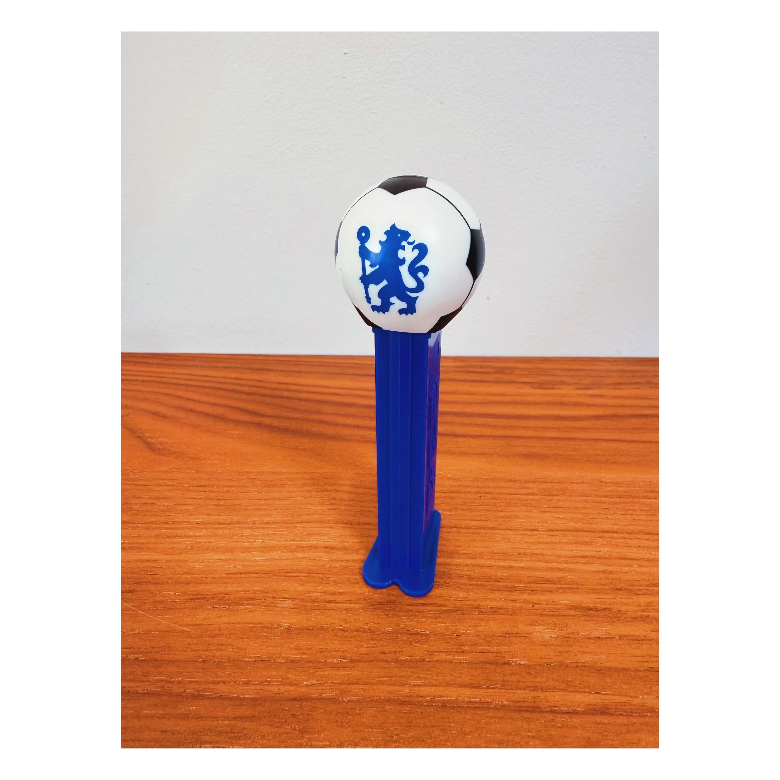Chelsea ⚽️
.
.
#pez #pezdispenser #candy #chelsea