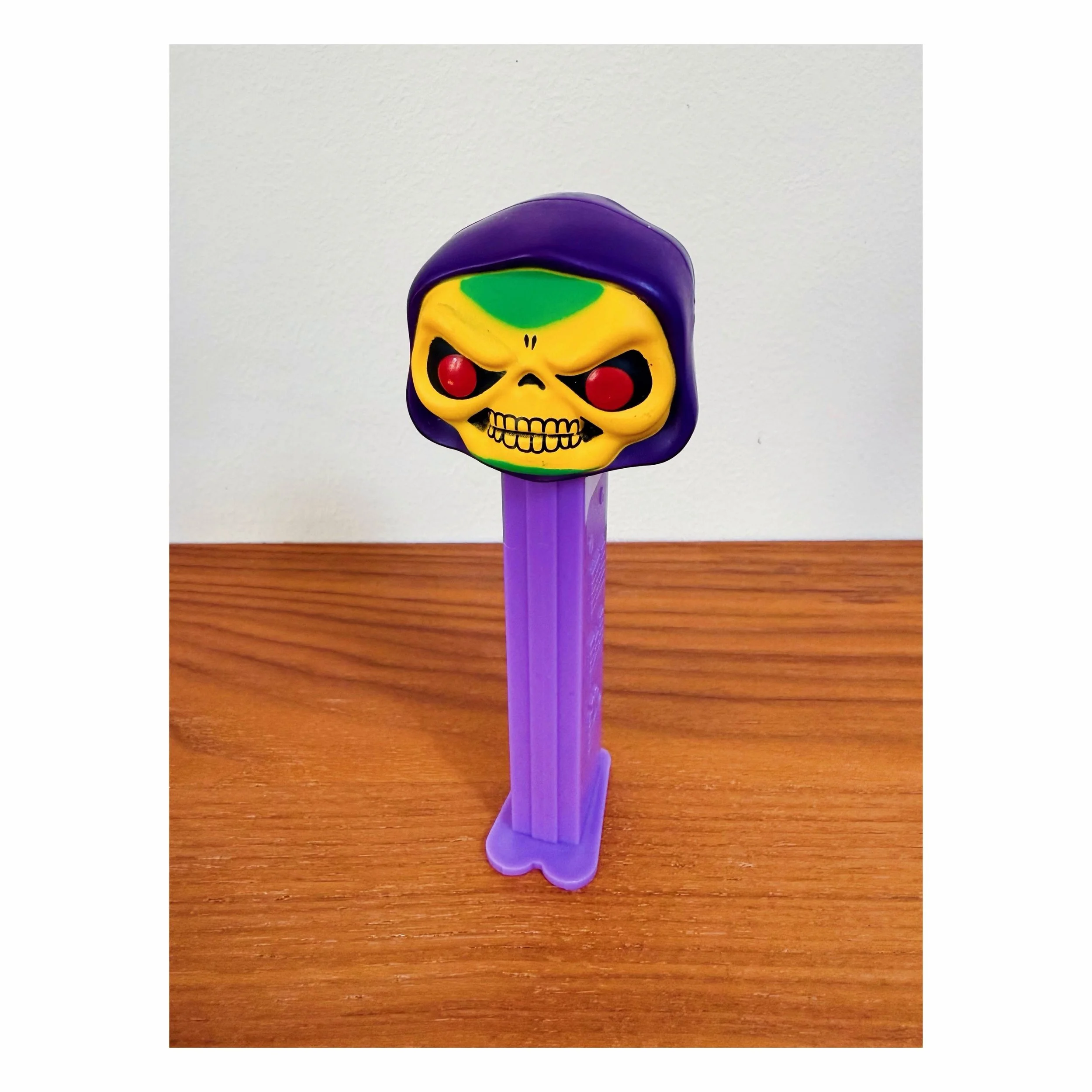 How interesting... ☠️
.
.
#pez #pezdispenser #candy #mastersoftheuniverse #skeletor