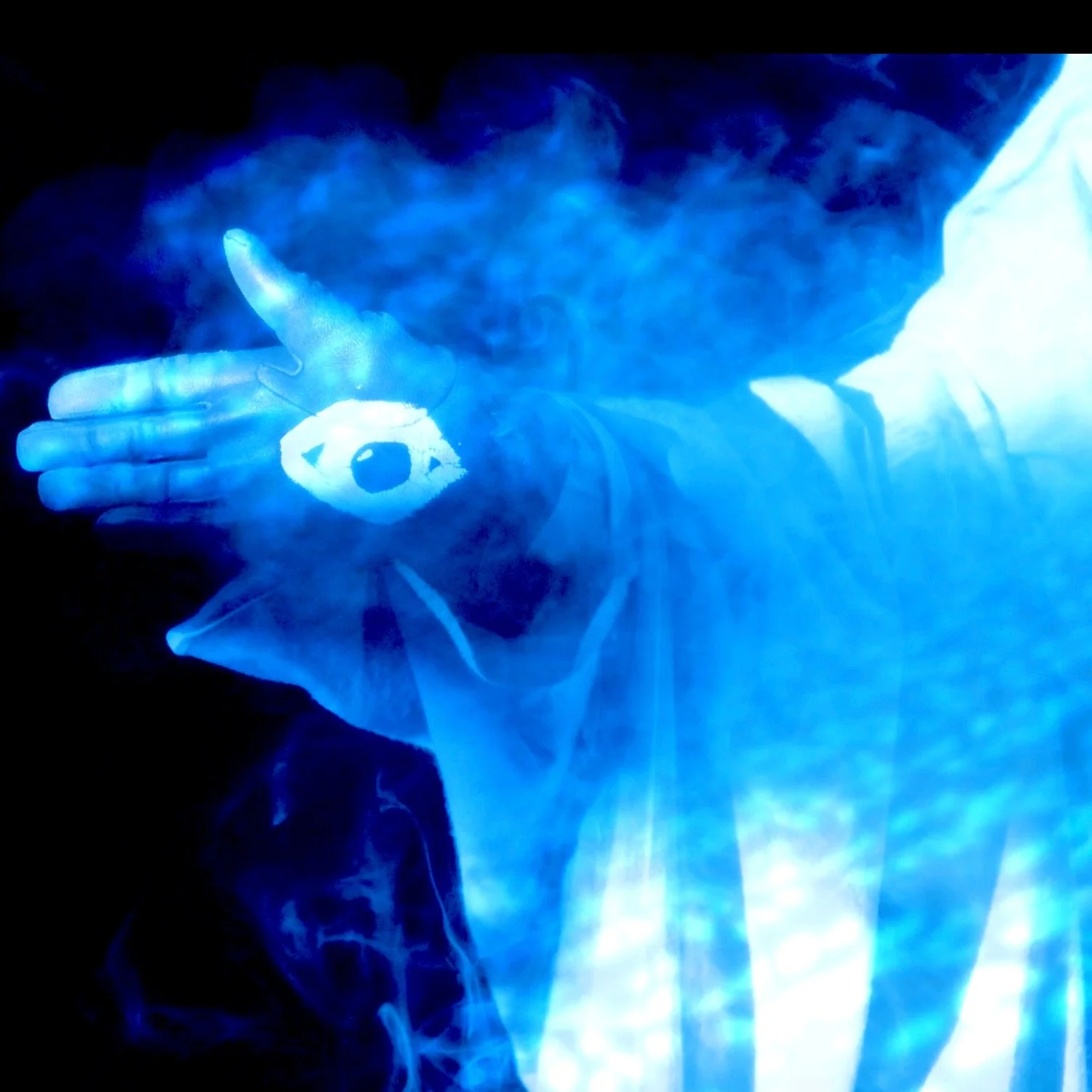 Now the Skies are Ours will be one of two of my collaborative films showing at the Play the Museum opening on Friday May 15 @holburnemuseumbath in collaboration with @mafabathspa at @bathspauni 

Come along between 5:30 and 8:30 to watch for free, al