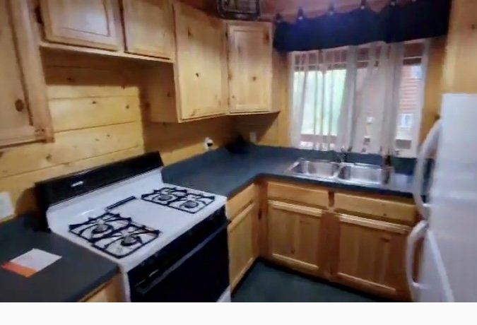 cabin kitchen.jpg