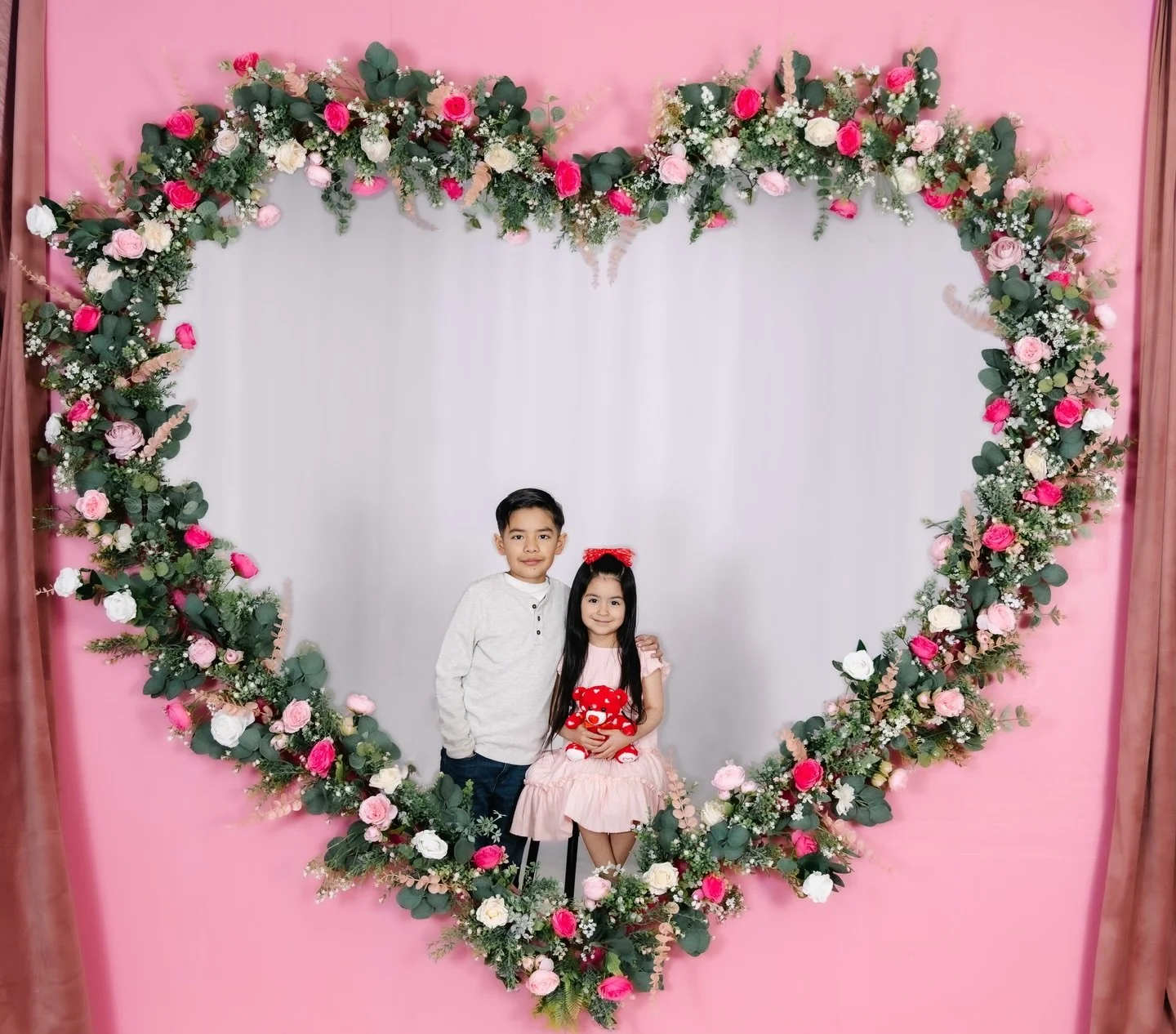 Wishing everyone a Happy Valentine&rsquo;s Day! 💖
May love find you in all the beautiful ways 
-
Photo by: @mely_snaps