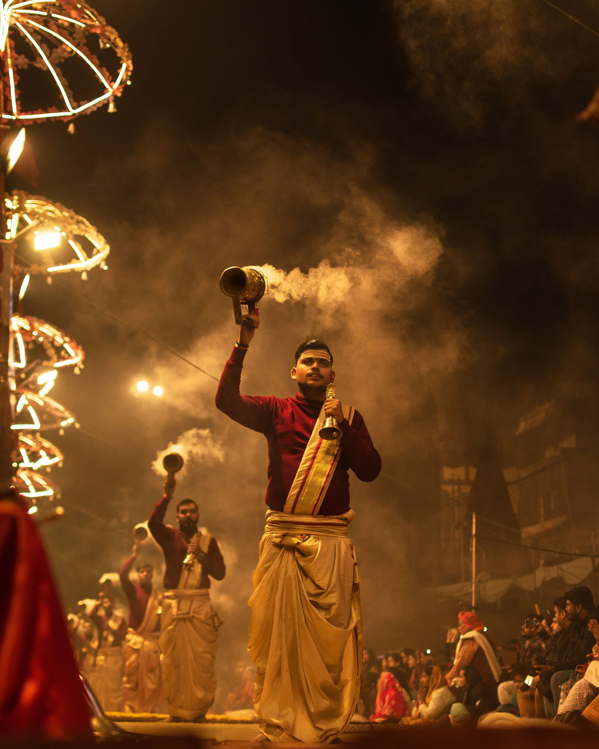 Varanasi Ganga Aarti.jpg
