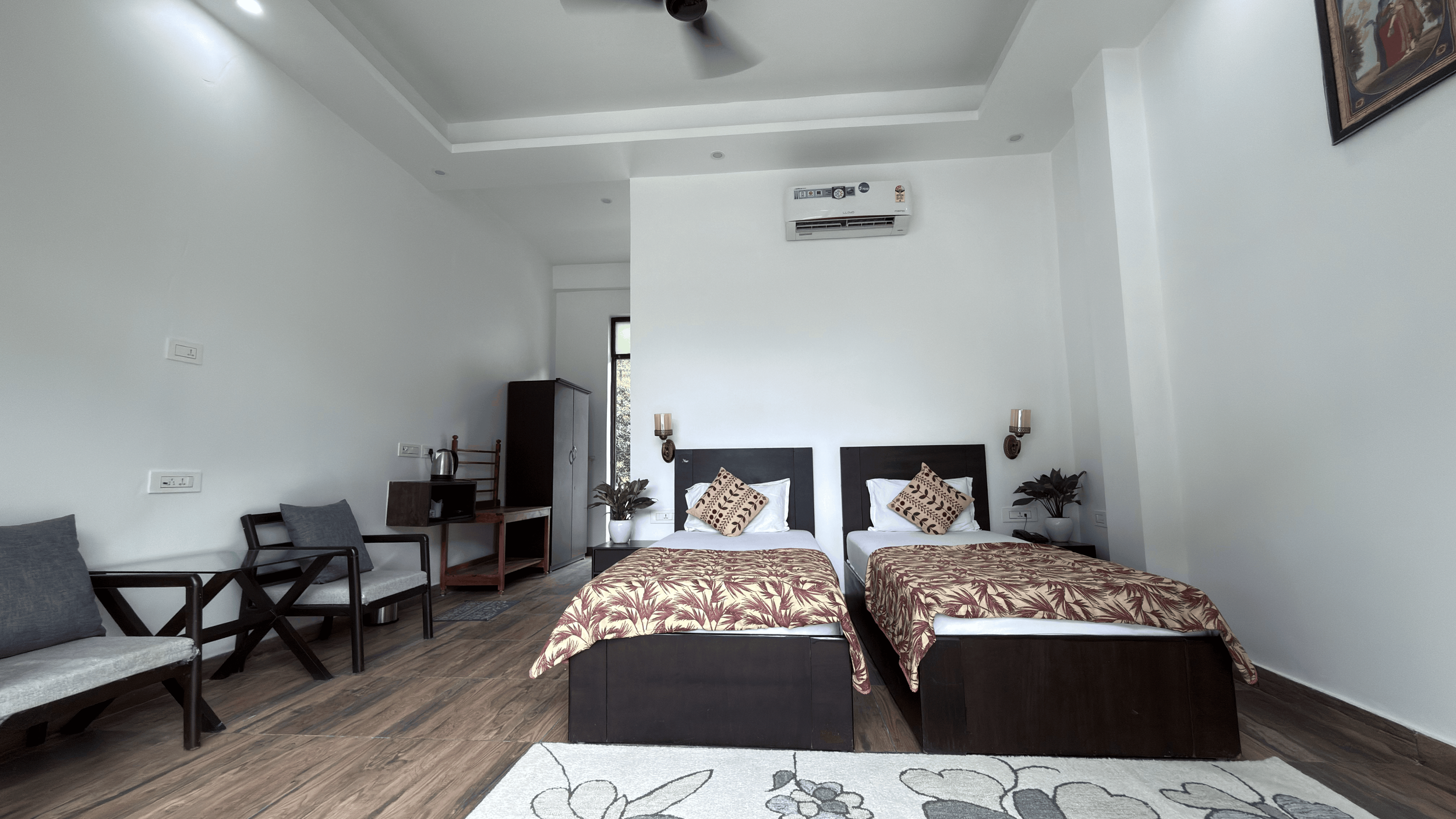 Ashram Room-Twin Bed-1-2.png