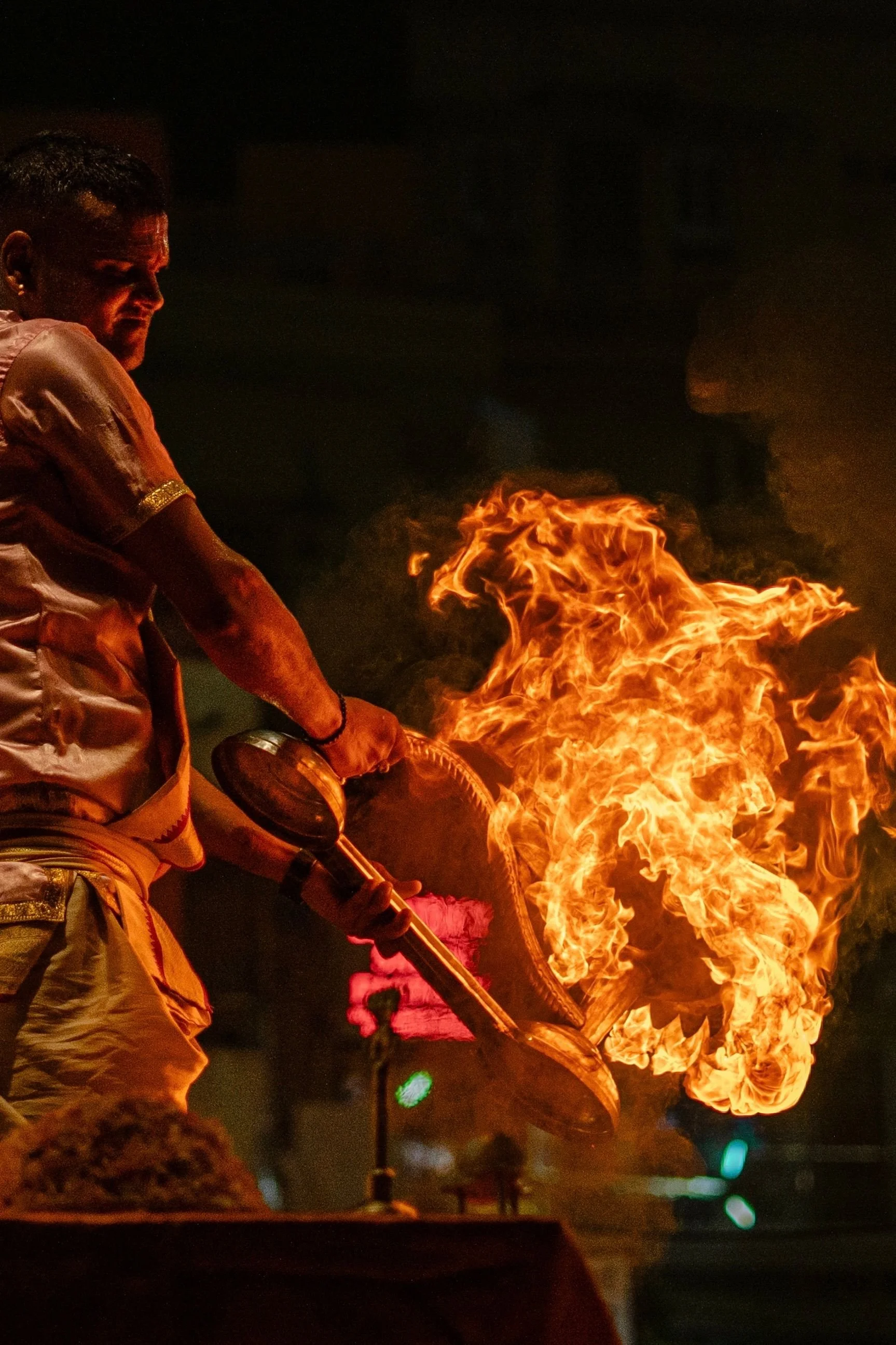 Varanasi Ganga Aarti -3.jpg