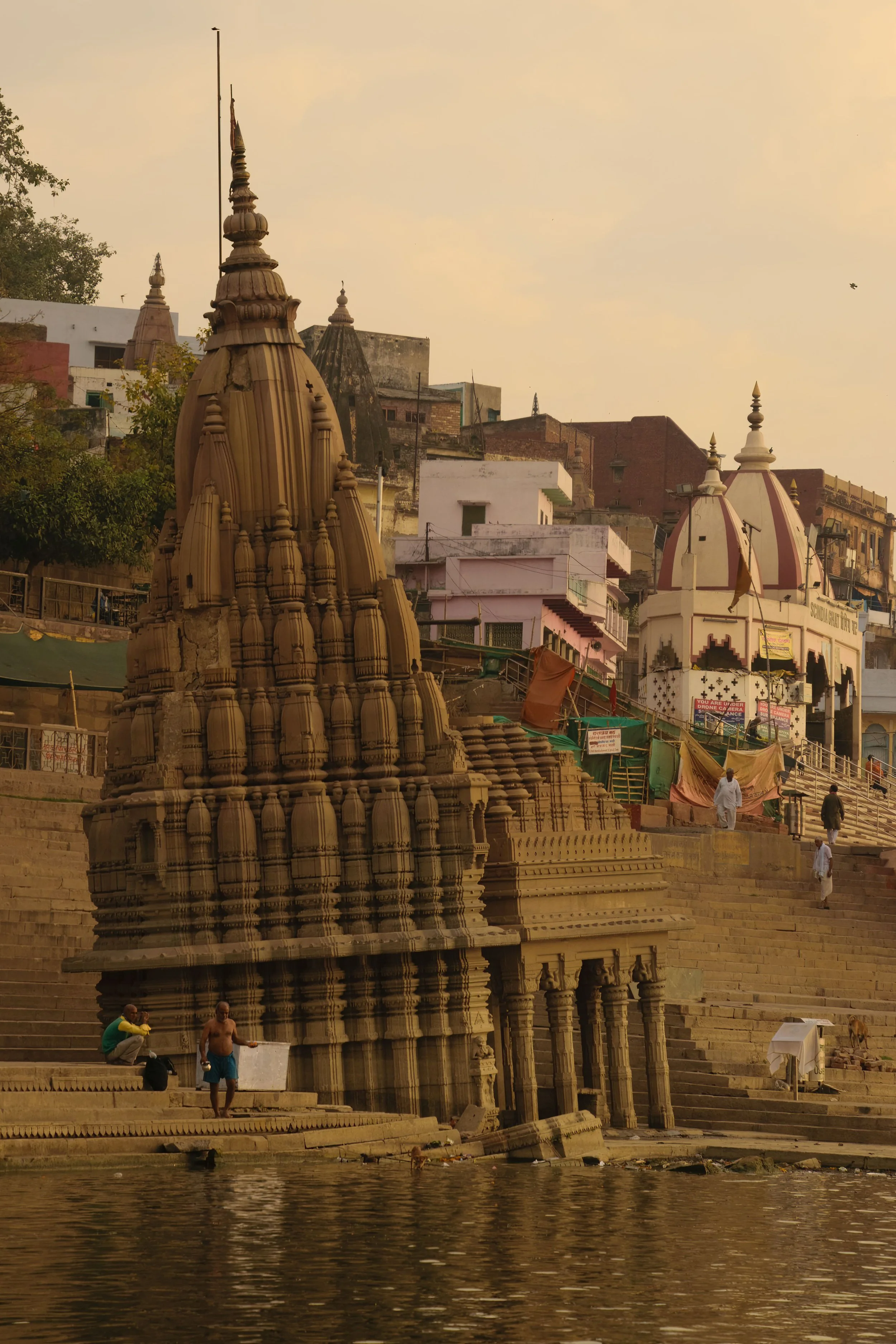 varanasi mandir.jpg