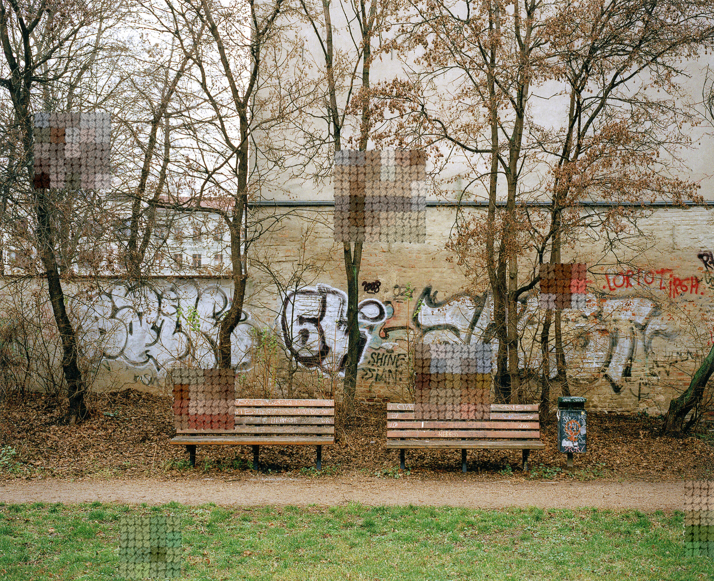 Benches, Mitte