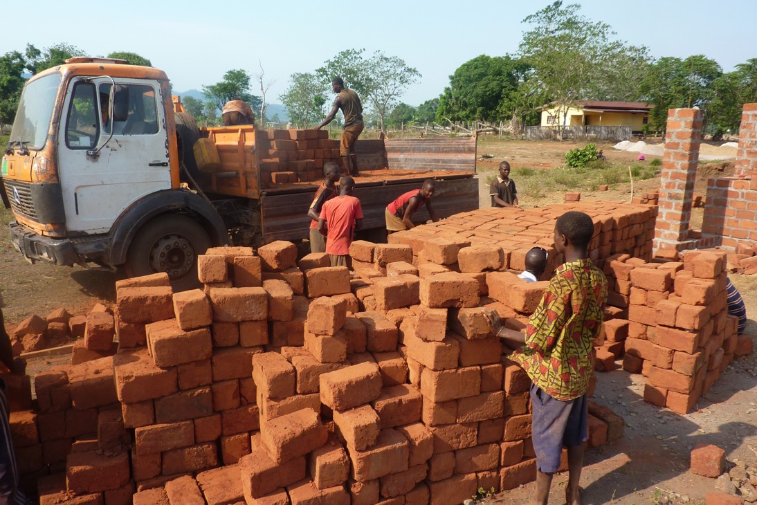 bricks arriving on site.JPG