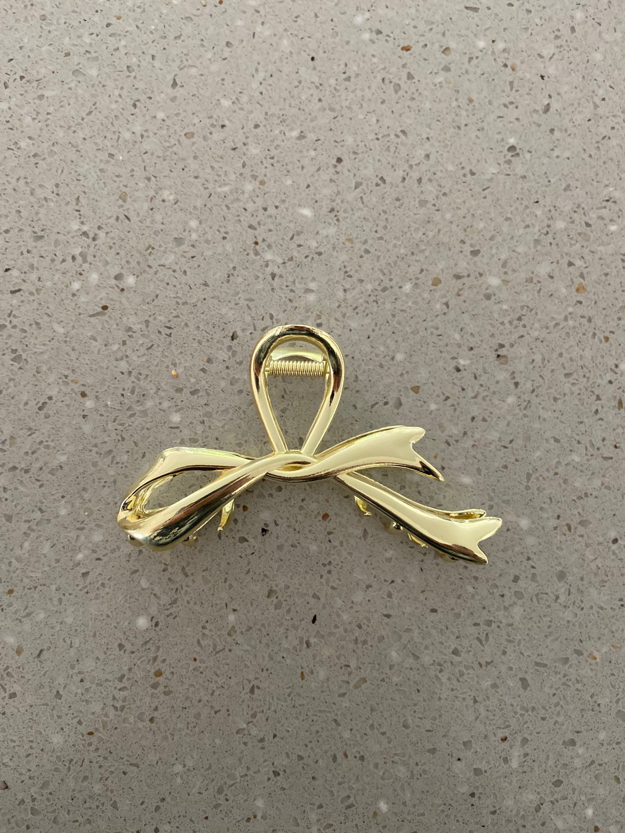 Asha Large Bow - Gold.jpg